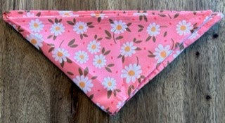 Pink Bandana With Daisies