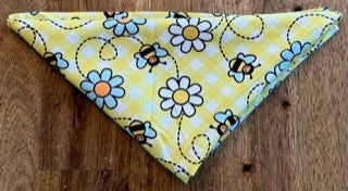 Yellow Plaid Bandana With Bees